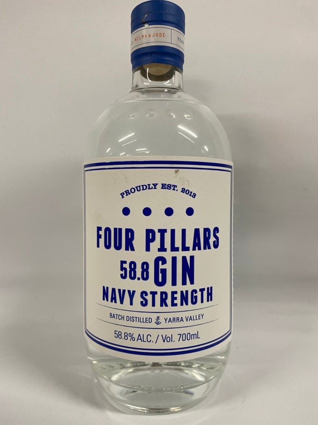 ジン　グリュンダーブラント SIEGFRIED RHEINLAND DRY GIN | GIN BOTTLE SHOP